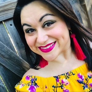 Meet your Posher, Catherine